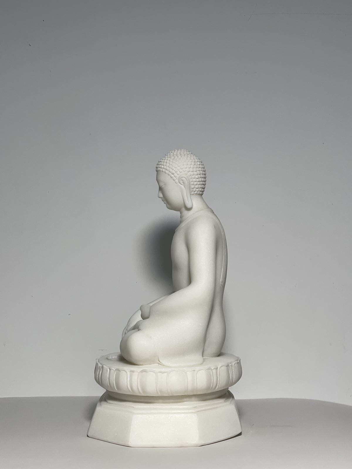 White Marble Buddha Statue Sculpture